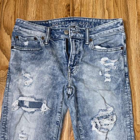 Sale‼️ 2/$50 ✅ Men’s American Eagle Air Flex White Washed Distressed Jeans - Picture 3 of 8